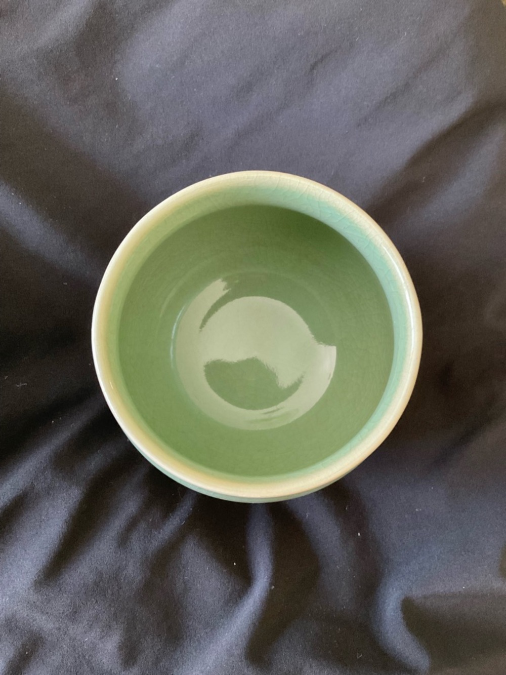 Chinese Celadon Crackle Glaze Tea Cups - Picture 4 of 6